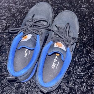 steel-toe carhartt work shoes